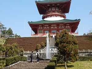 成田山新勝寺の平和の大塔