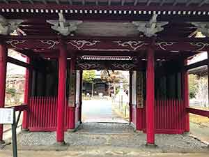 小松寺の仁王門
