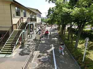 こどもが交通ルールを覚えるために作られた交通公園
