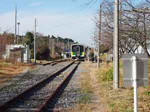 上総亀山駅の久留里線車両