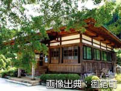 新緑の圓蔵寺