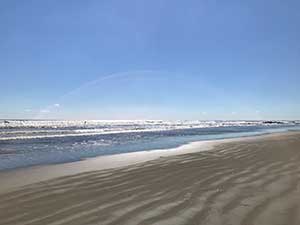 片貝海岸の波しぶき